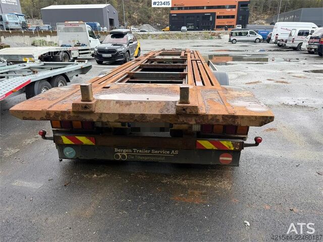 Portalarmsystem Kaupe 3 akslet hook trailer with tipper for sale as a re