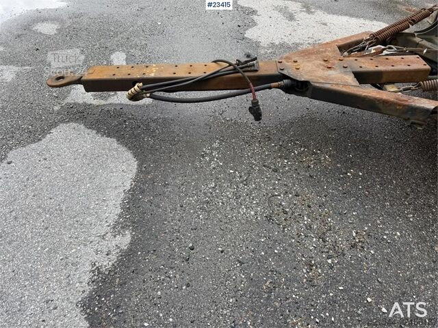 Portalarmsystem Kaupe 3 akslet hook trailer with tipper for sale as a re
