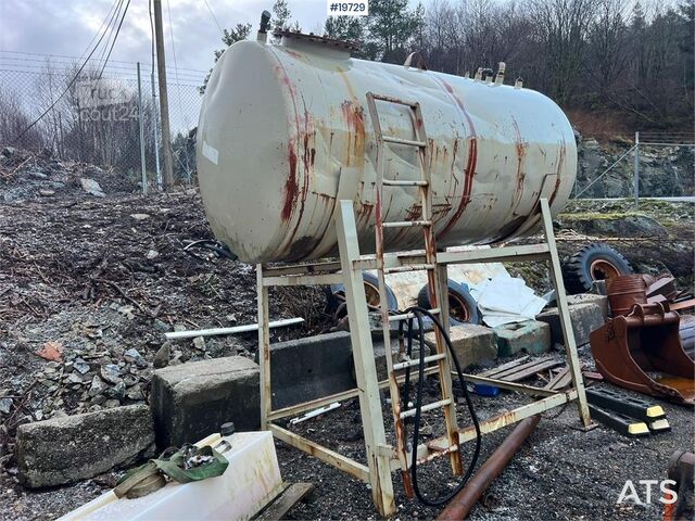 Utilaj de construcții  Dieseltank 6000L