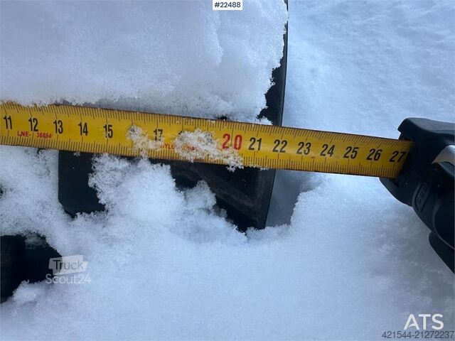 Mini excavator Bobcat E19 mini excavator w/ trailer, digging bucket, san