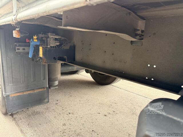 Veicolo commerciale Schmitz Cargobull 3 Achs Standard Liftachse ALCOA ALU TÜV03 2027