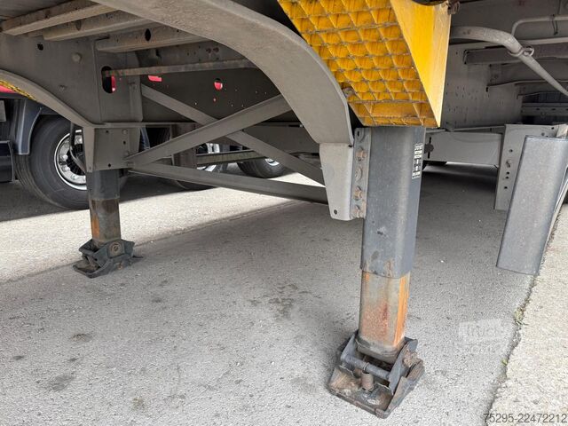 Veicolo commerciale Schmitz Cargobull 3 Achs Standard Liftachse ALCOA ALU TÜV03 2027