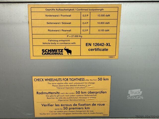 Veicolo commerciale Schmitz Cargobull 3 Achs Standard Liftachse ALCOA ALU TÜV03 2027