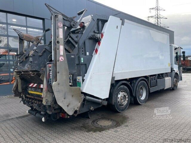 Camion à ordures Mercedes-Benz 2630 6x2 Econic Zöller Magnum XXL 22