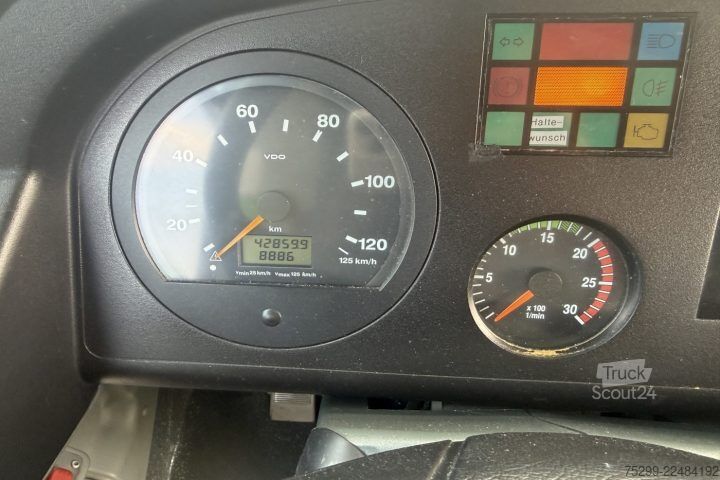 Gospodarsko vozilo Mercedes-Benz O 530 Linienbus