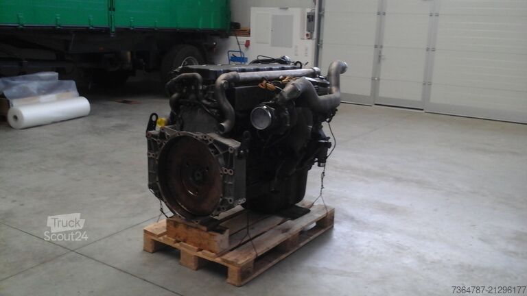 Tovornjak in prikolica Man MAN TGX Motor D 2066 LF 40