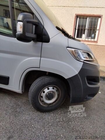 Rulotă/autocaravană Fiat Ducato Weinsberg Carabus 600 K | 2023 | EURO 6 | Venditore professionale