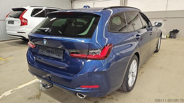 Kleinbus BMW 320 d xDrive Touring PDC Mild-Hybrid Navi/Ahk.