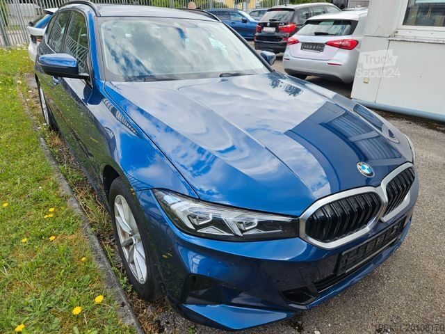 Μίνι λεωφορείο BMW 320 d xDrive Touring PDC Mild-Hybrid Navi/Ahk.