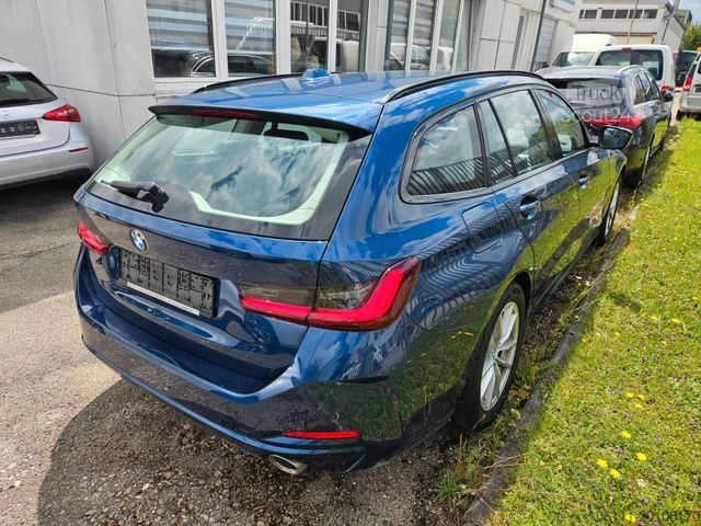 Μίνι λεωφορείο BMW 320 d xDrive Touring PDC Mild-Hybrid Navi/Ahk.