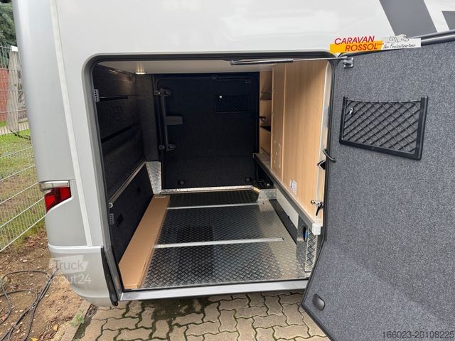 Polointegrovaný obytný vůz HYMER/ERIBA B-Klasse ML T BlackLine 780