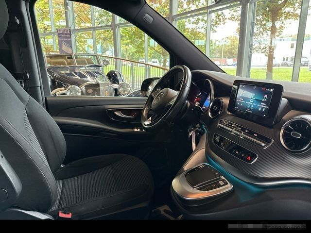 Minibus MERCEDES-BENZ V 300 d Edition Kompakt AMG+AHK+NIGHT+CARPLAY BC