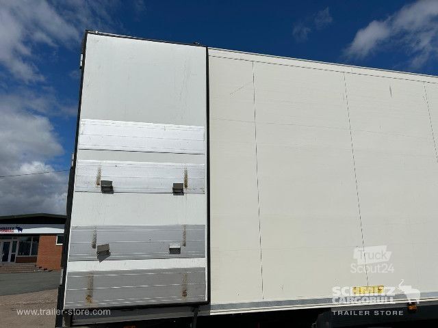 Рефрижераторный полуприцеп Schmitz Cargobull Reefer Standard Taillift