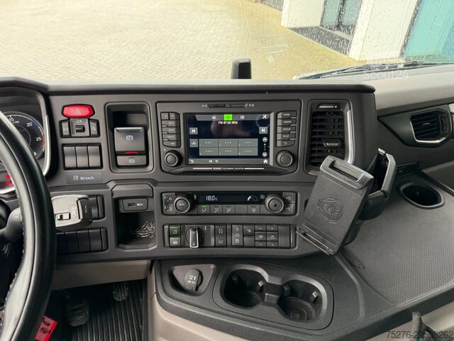 Kranwagen Scania P370 XT 6x2 HMF 3220-K6+Fly jib FJ600-K3 Euro 6D