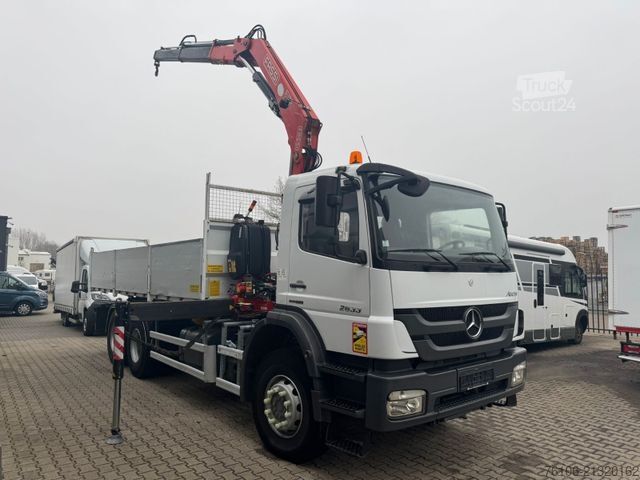 Kipper LKW MERCEDES-BENZ Axor 2633 Kipper mit Kran Fassi F135