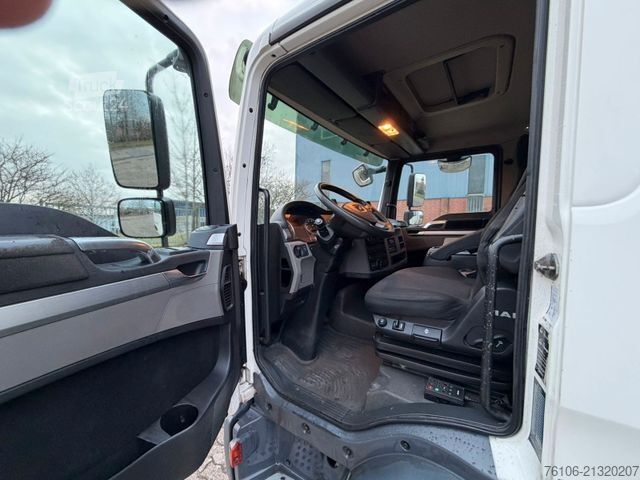 Furgoneta caja MAN TGL 8.190  Isolier Koffer mit Ladebordwand