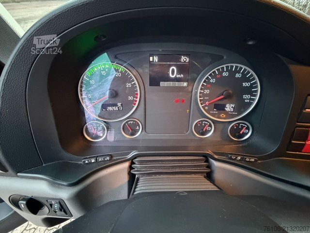 Furgoneta caja MAN TGL 8.190  Isolier Koffer mit Ladebordwand