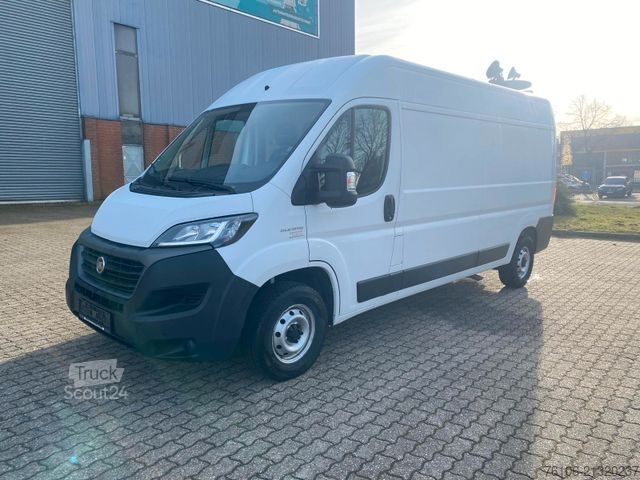 Furgoneta FIAT Ducato 35 140 L3H2 Kastenwagen*Klima*Ahk*Kamera*