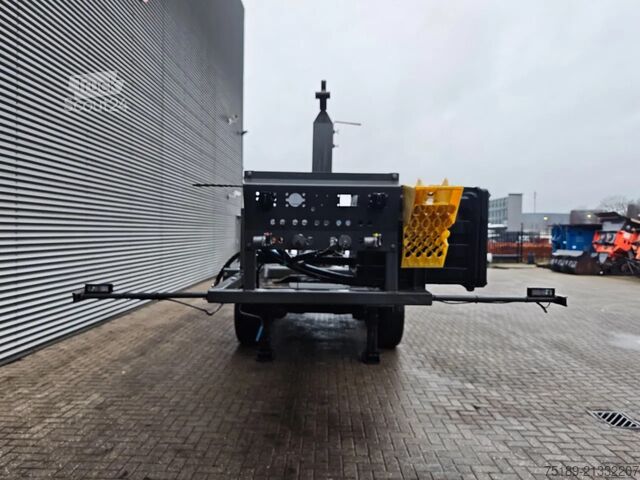 Krampe SHL 30 VDL S-30-6800 hákový nakladač s rádiovým diaľkovým ovládaním! Krampe SHL 30 VDL S-30-6800 Hooklift Radio Remote!