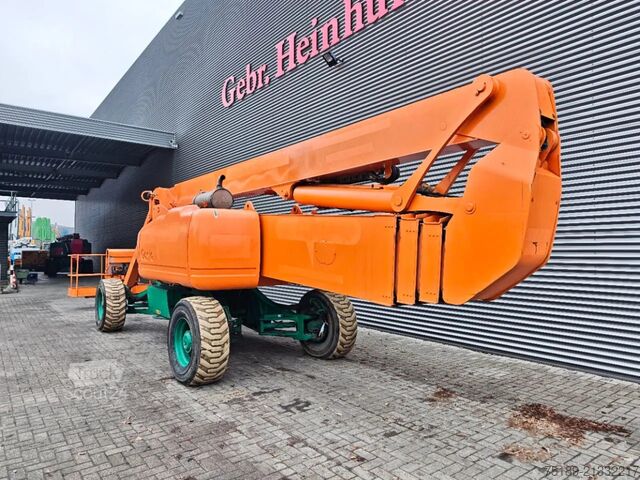 Teleskopinė platforma Genie Z-135-70 4WD