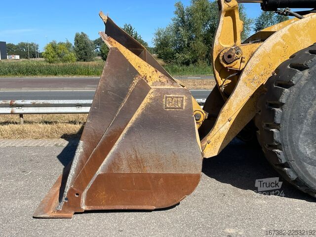 Lader Caterpillar 966K