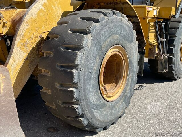 Lader Caterpillar 966K