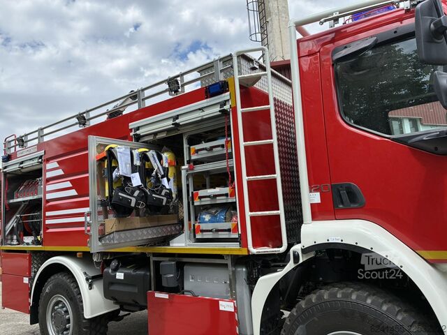 Automezzo antincendio Volvo FL