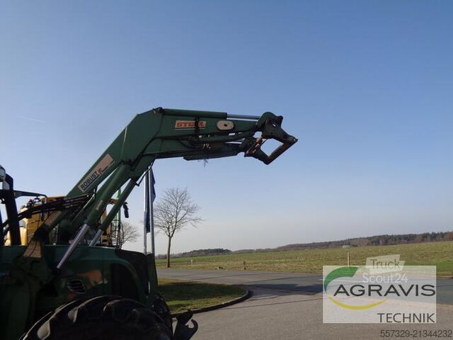 Traktor Fendt 818VARIO