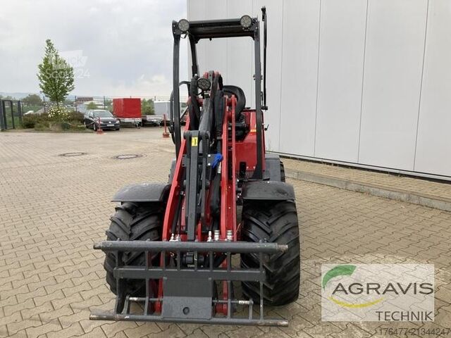 Hoflader Schäffer 23E