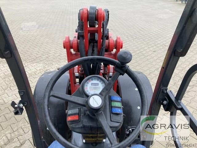 Hoflader Schäffer 23E