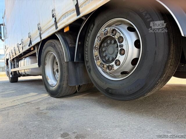 Liukuva pressu Mercedes-Benz ACTROS 2545 6x2 BOX 8m10 x 2m80 - TAILLIFT - LI...