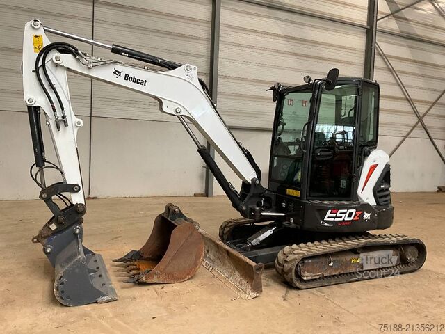 Miniexcavadora Bobcat E 50z