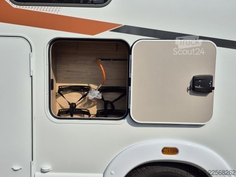 Полуинтегриран кемпер Weinsberg CaraCompact 600 MEG Edition PEPPER TraumMobil 2027*Automatik