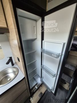 Полуинтегриран кемпер Weinsberg CaraCompact 600 MEG Edition PEPPER TraumMobil 2027*Automatik