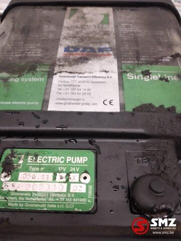 Cabina Daf Occ opstapbak rechts + vetsmering DAF XF95 1291173