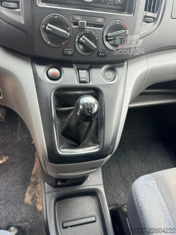 Nissan NV200 Nissan NV200