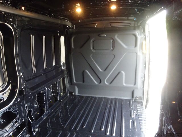 Furgão de teto alto FORD Transit Kasten 350 L3H2 4x4 Trail iACC Kam Xenon