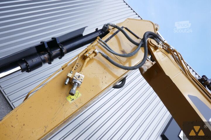 Excavadora sobre orugas Caterpillar 325F LCR