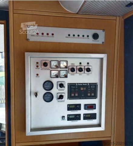 Autobus multifonction - véhicule spécial ÖAF Gräf & Stift GSXH 360 M 10 (Sonderkraftfahrzeug)