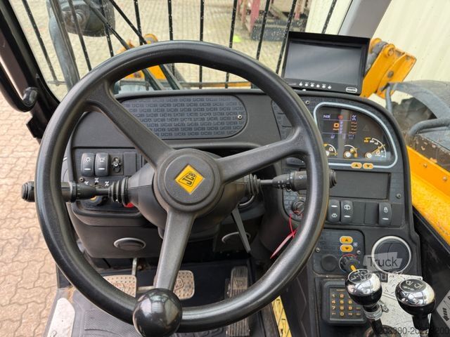 Teleszkópos rakodó JCB 535-125 / 2016 BJ / 3.571 H / 12.5 Meter