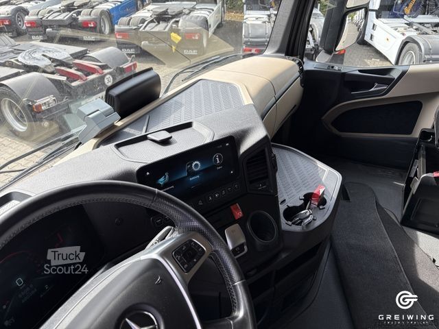 Veszélyes anyagokat szállító teherautó MERCEDES-BENZ 1845 LS 4x2, Bigspace, PTO, ADR, Retarder