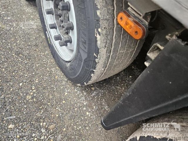 Semi-reboque aberto com lona Schmitz Cargobull Semitrailer Curtainsider Mega