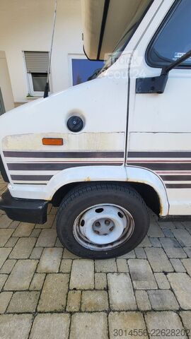 Autocaravana con alcoba FIAT Ducato 280 Bürstner