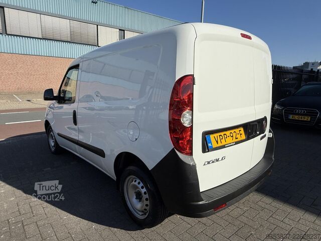 Magastetős kombi Fiat Doblò Cargo 1.6 MJ L1H1 S Basis