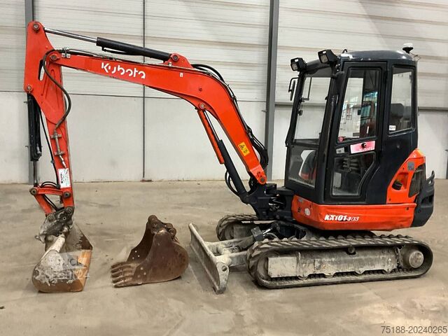 Mini-pelle Kubota KX 101-3 A 3