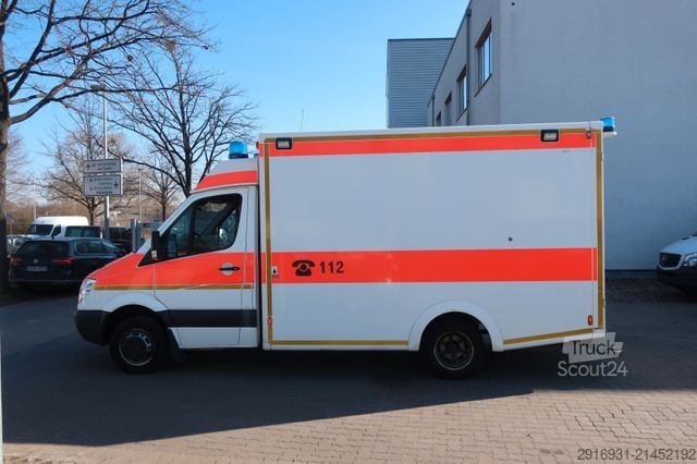 Brandweerwagen MERCEDES-BENZ Nr.129 Sprinter RTW 516CDI 1.Hand / Kamera