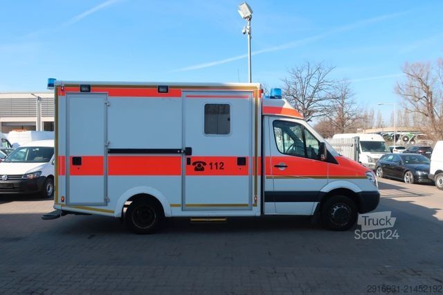 Brandweerwagen MERCEDES-BENZ Nr.129 Sprinter RTW 516CDI 1.Hand / Kamera