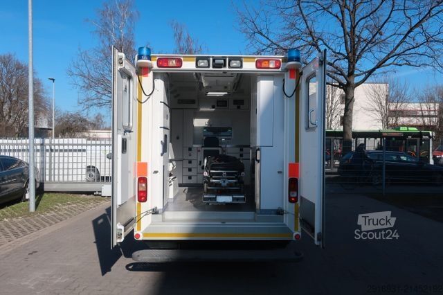 Brandweerwagen MERCEDES-BENZ Nr.129 Sprinter RTW 516CDI 1.Hand / Kamera