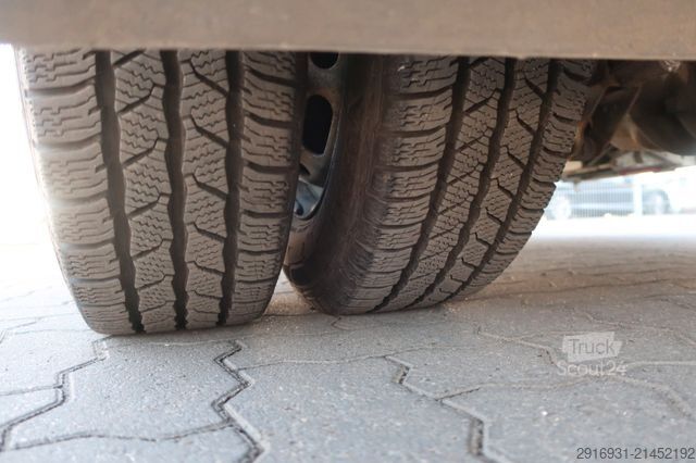 Brandweerwagen MERCEDES-BENZ Nr.129 Sprinter RTW 516CDI 1.Hand / Kamera