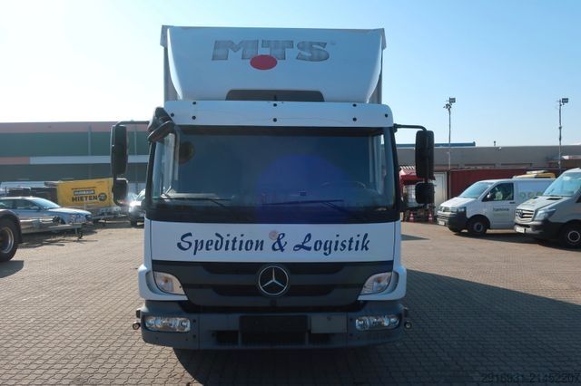 Vrachtwagen met bakwagen MERCEDES-BENZ Nr.1032 Atego 818 1.Hand / Ladeboardwand